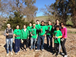Stanford Students, Faculty and Staff Take Part in SLS Day of Service