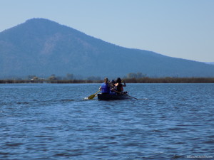 Students Madeleine McKenna (J.D. ’16), Mari Takemoto-Chock (J.D. ‘17), and Cathrina Altimari-Brown (J.D. ’17) canoeing in Ahjumawi Lava Springs State Park.
