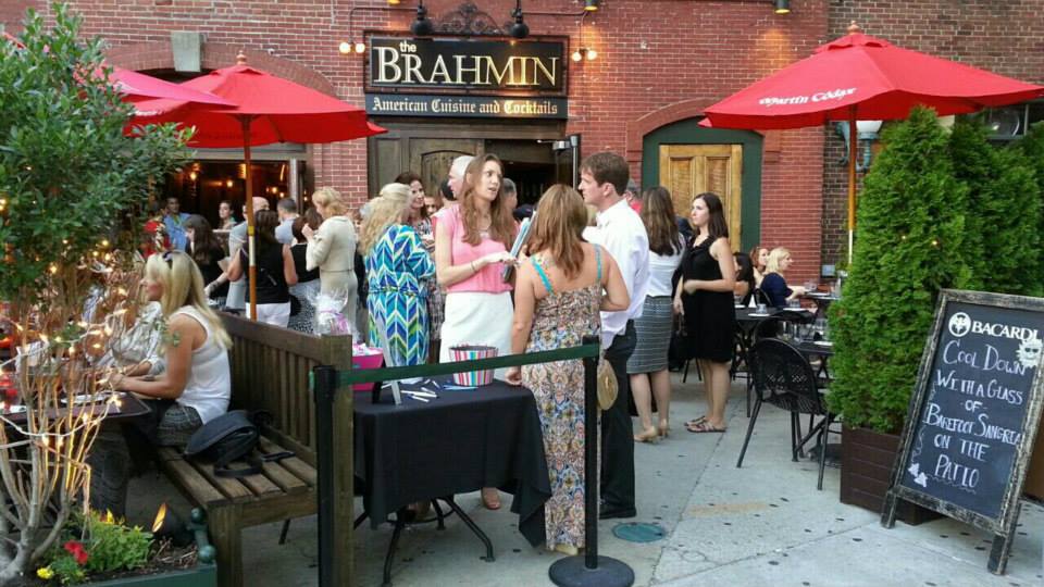 Boston: Summer Happy Hour for Alumni and Students