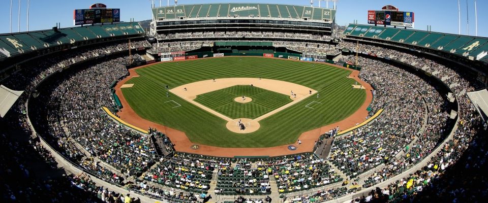 A's Game and Mixer with Dave Kaval, MBA '03, Club President