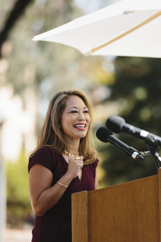 Stanford Law Community Comes Together to Mark the Beginning of the New Academic Year