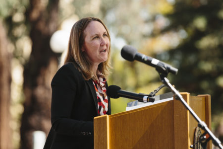 Stanford Law Community Comes Together to Mark the Beginning of the New Academic Year 3