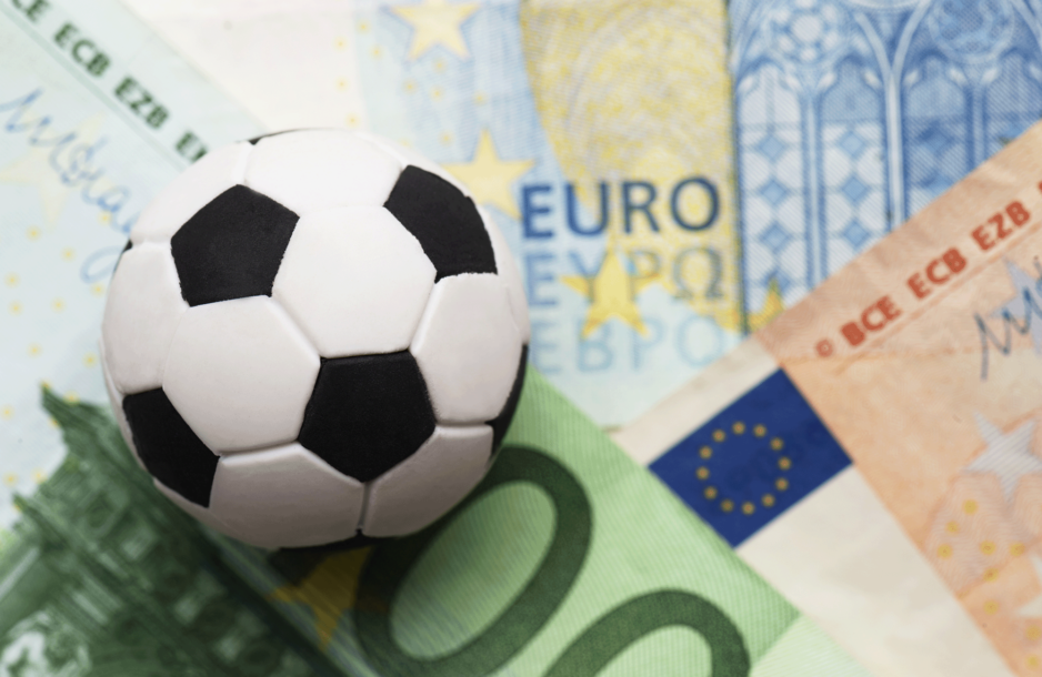 The European Integration Model, FIFA and the Regulation of Sport (Football/Soccer) in Europe
