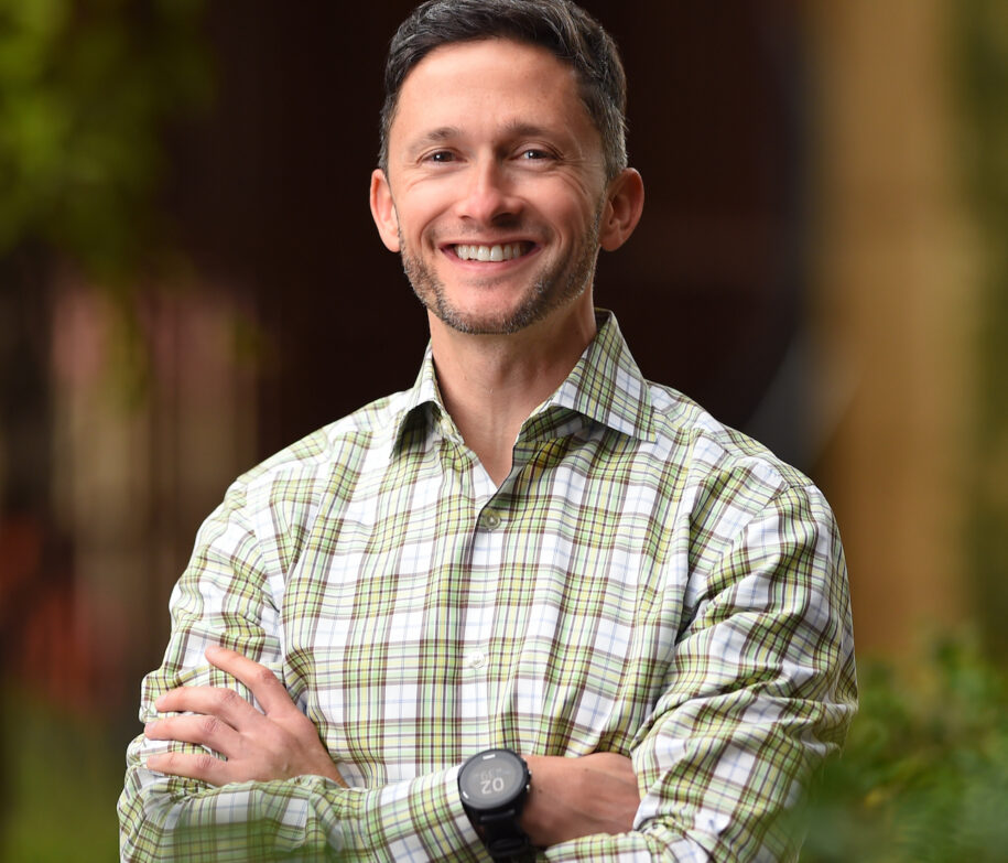 Matthew J. Sanders 4