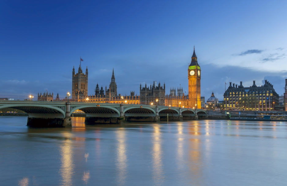 London skyline at night