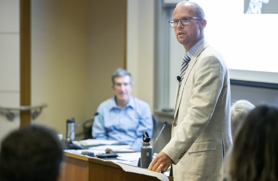Norm Spaulding discussing his work co-leading ePluribus Stanford. Photograph by Andrew Brodhead
